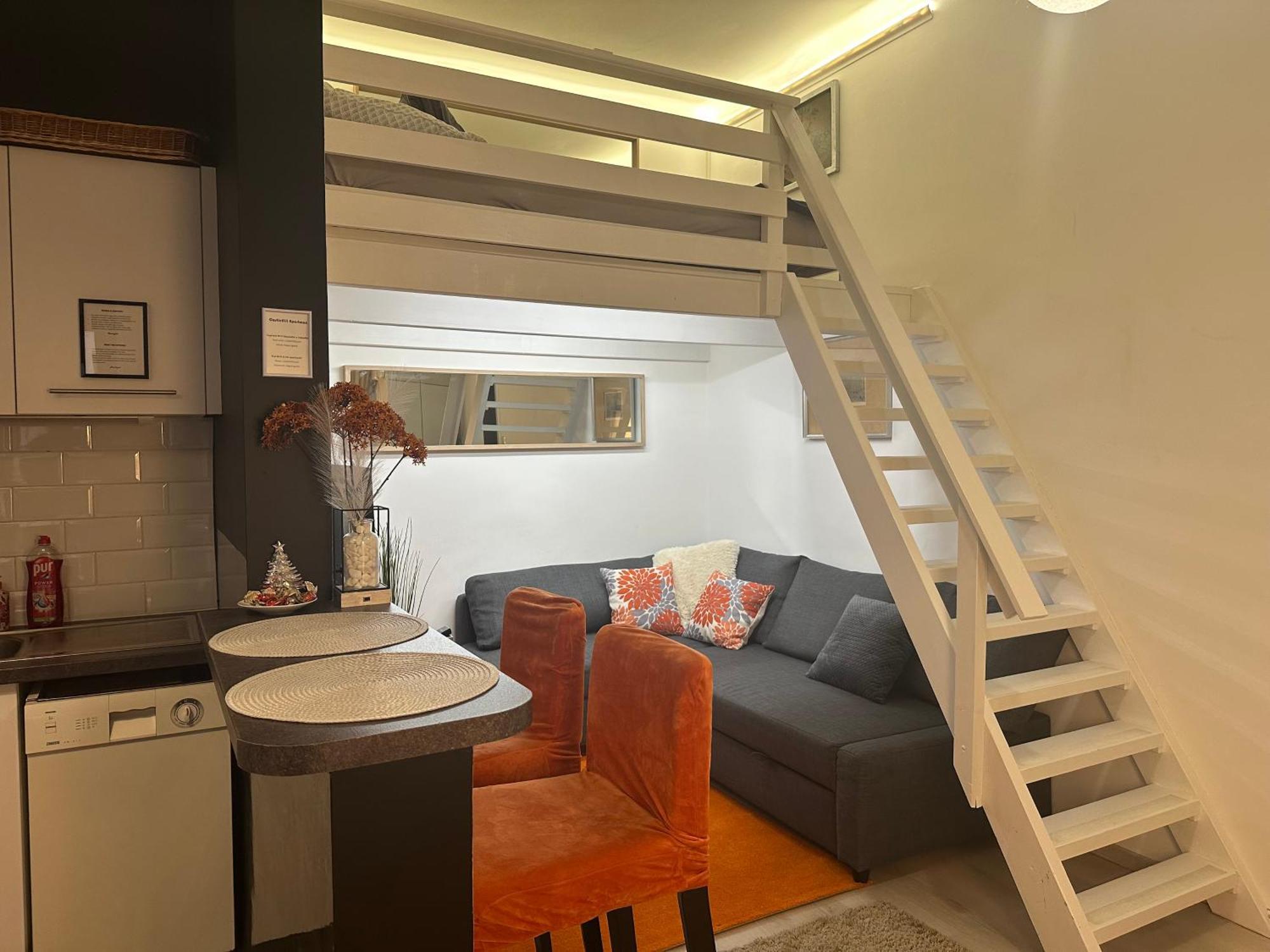 Castlehill Apartman The Perfect Blend Of Urban Living And Sightseeing Convenience Budapest Eksteriør billede